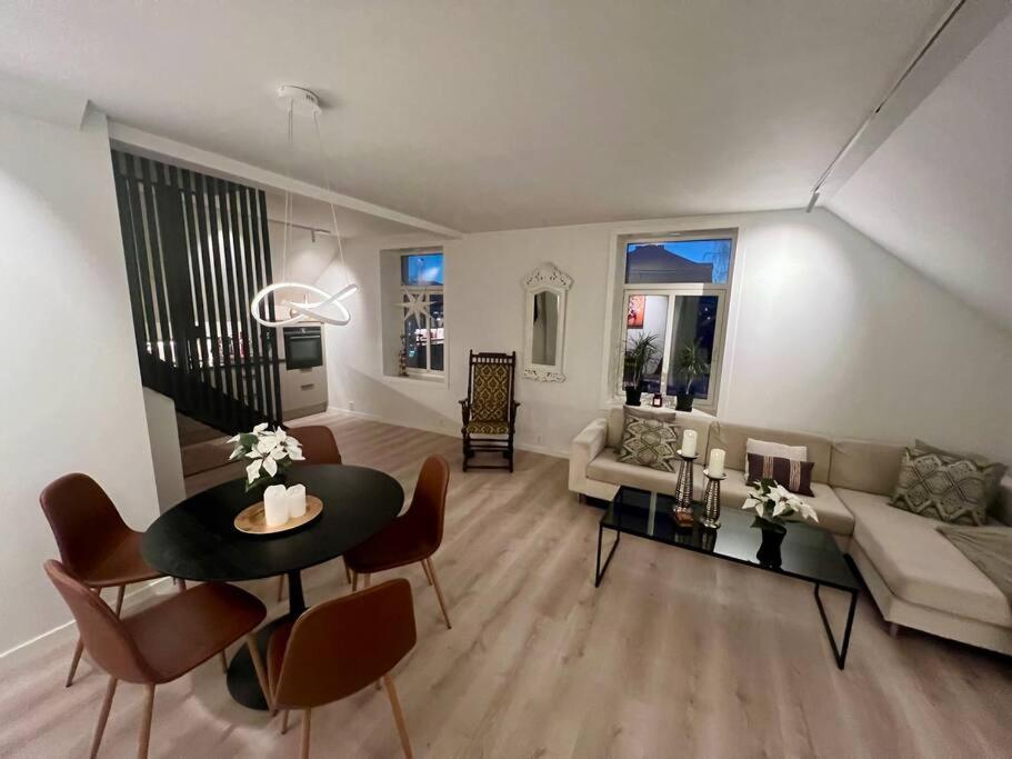 I Hjertet Av Nordens Paris. Lejlighed Tromsø Eksteriør billede
